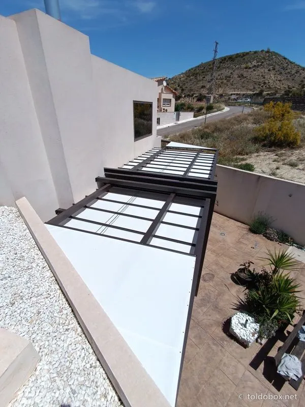 Pérgola de aluminio, instalado por Toldobox (2026)